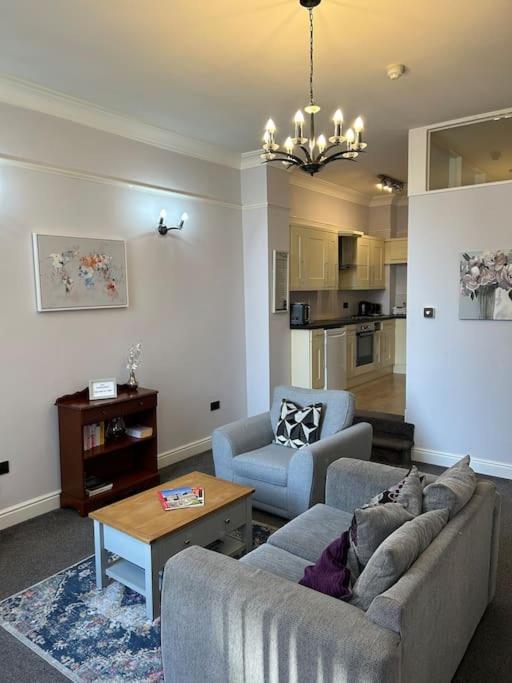 Apartment 10 Thurnams House
